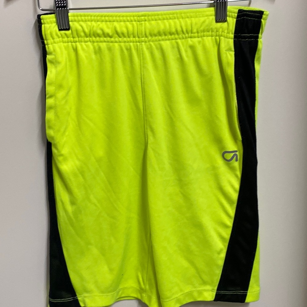 GapFit Kids size Large neon yellow shorts EUC